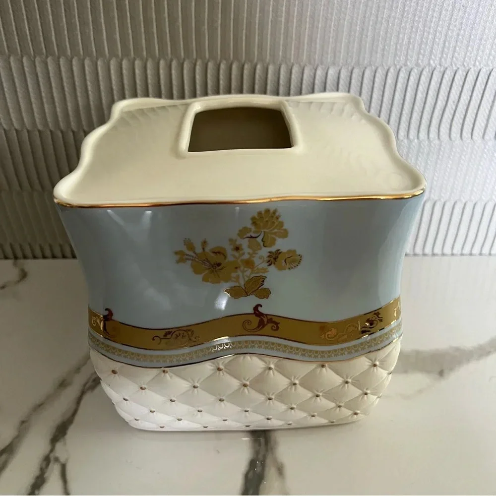 Croscill Napoleon Ceramic Bathroom Tissue Box Cover Blue & Cream Gold Accents
